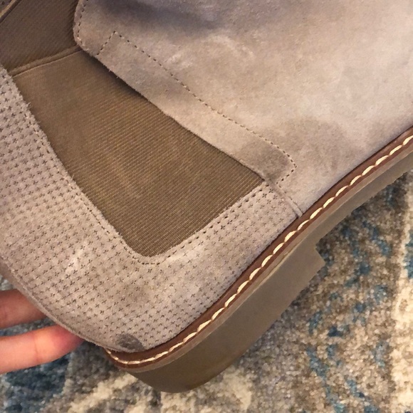 Steve Madden Hilow Suede Chelsea Boot in taupe - Picture 6 of 10